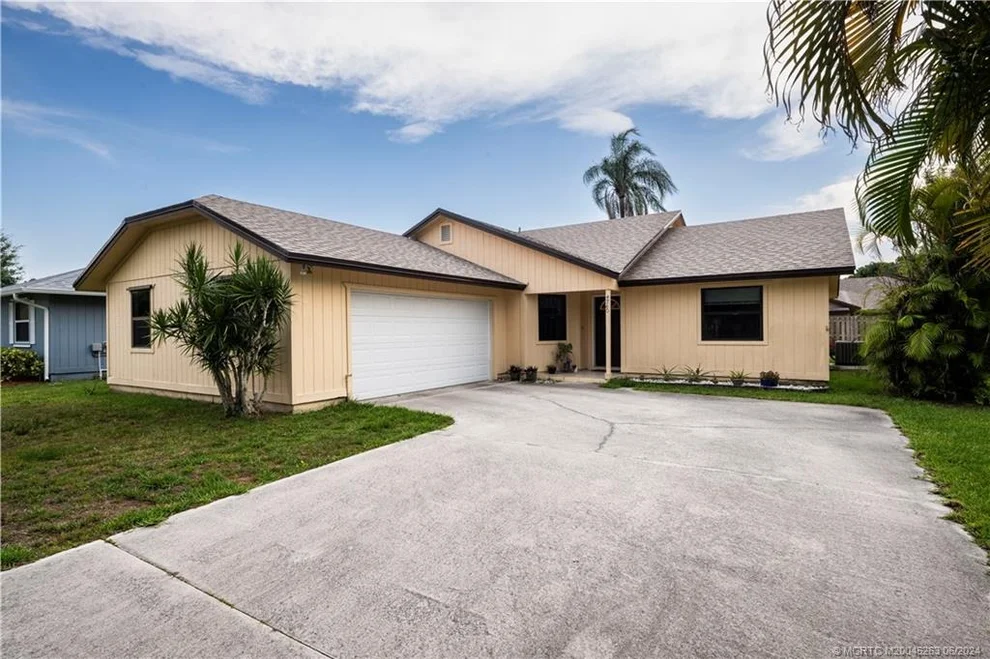 Unit for sale at 4260 SE Boxleaf Place, Stuart, FL 34997