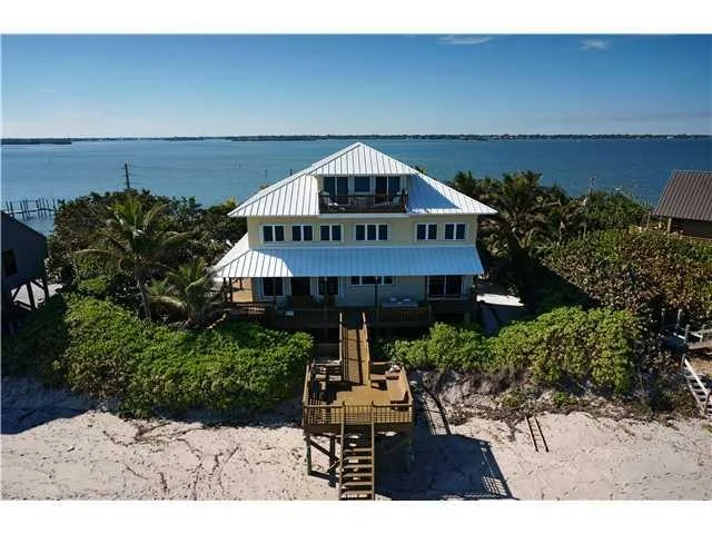 Unit for sale at 871 SE MacArthur Boulevard, Stuart, FL 34996