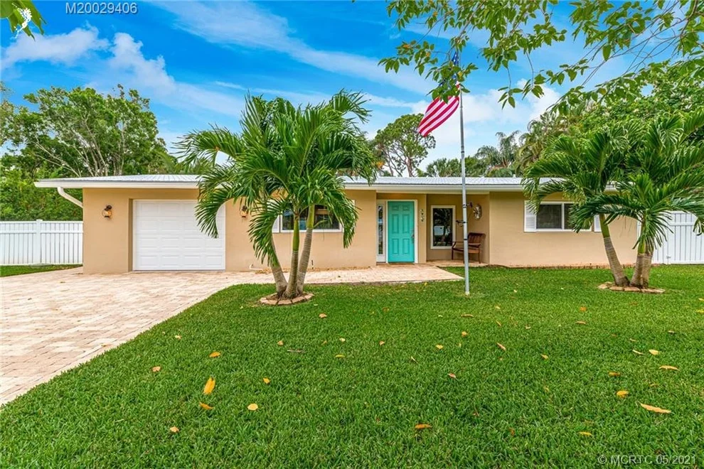 Unit for sale at 1050 SW Rio Vista Way, Palm City, FL 34990