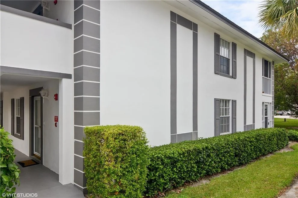 Unit for sale at 803 SE Central Parkway, Stuart, FL 34994