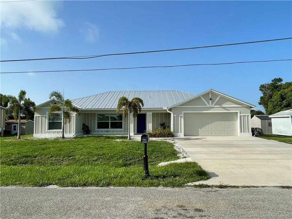 Unit for sale at 2608 SE 32nd Street, Okeechobee, FL 34974