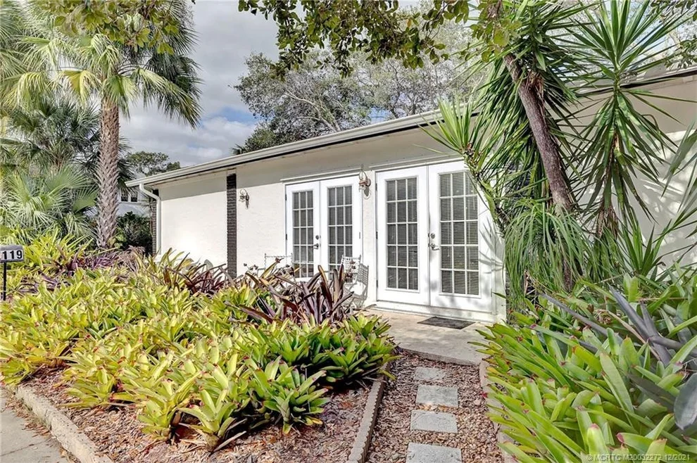 Unit for sale at 119 SW 5th Street, Stuart, FL 34994