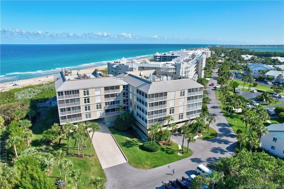 Unit for sale at 669 NE Plantation Road, Stuart, FL 34996