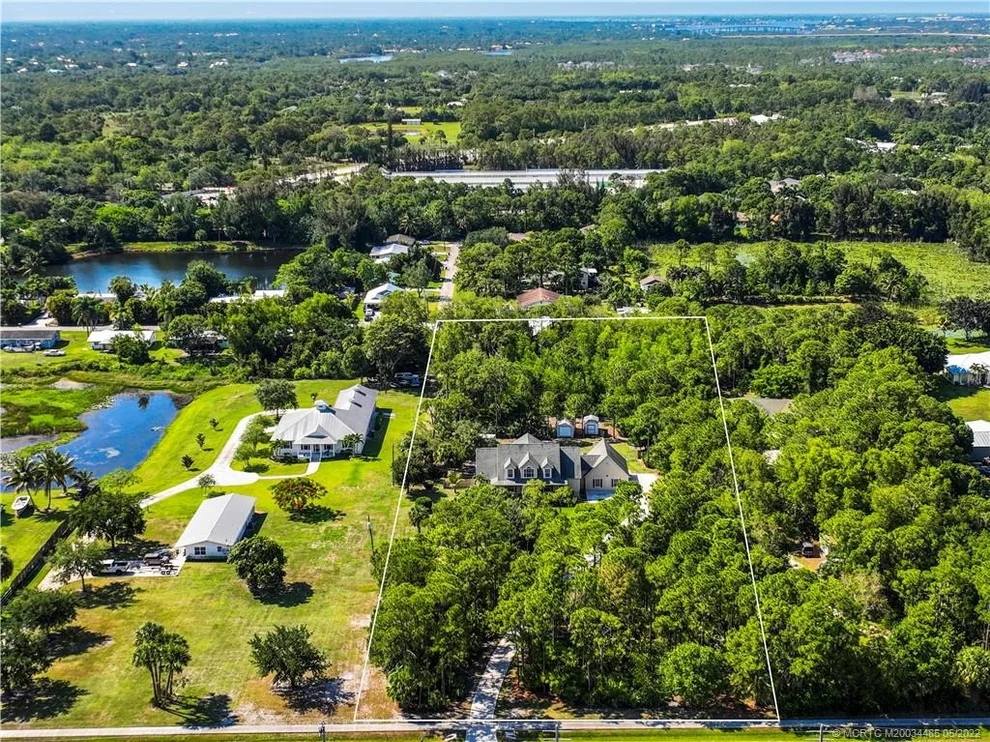 Unit for sale at 405 SE Salerno Road, Stuart, FL 34997
