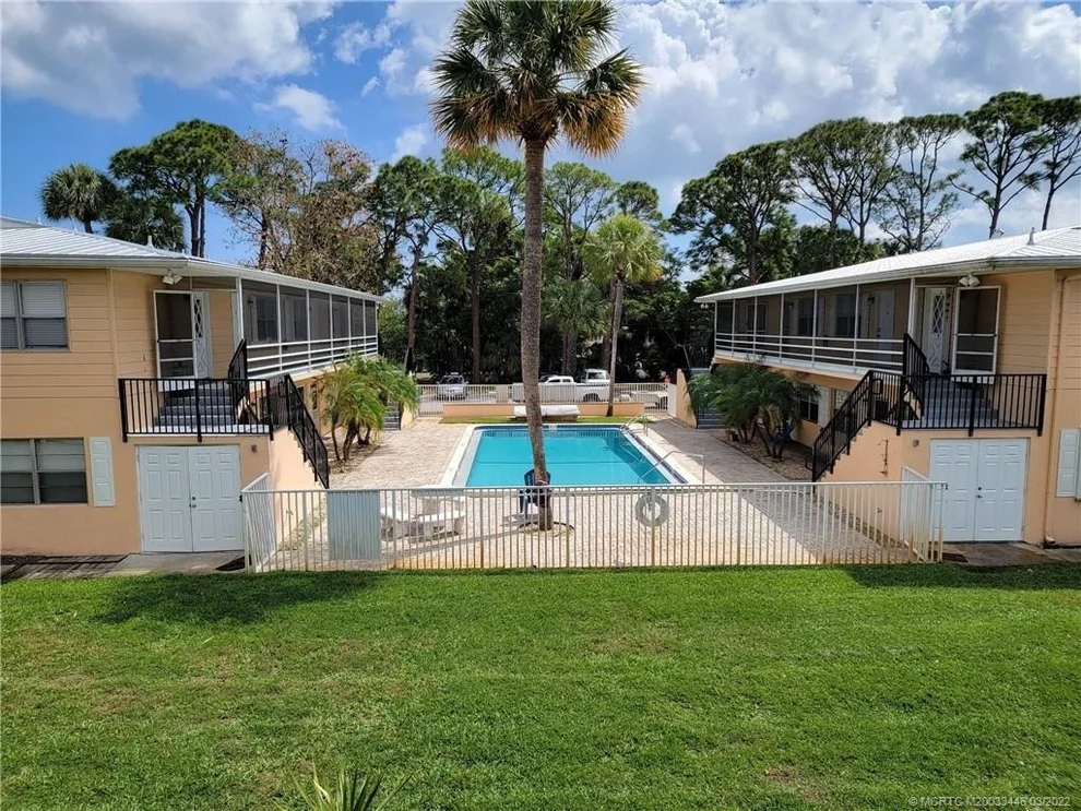Unit for sale at 333 SE Martin Avenue, Stuart, FL 34996