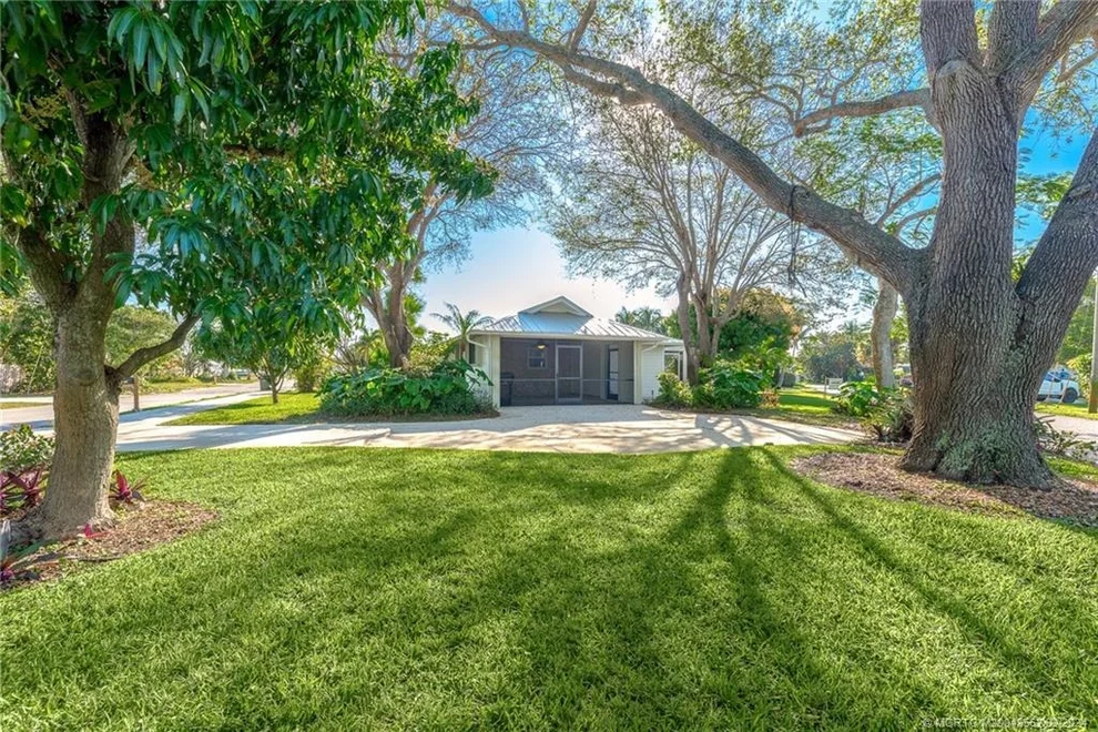 Unit for sale at 226 SE Lonita Street, Stuart, FL 34994