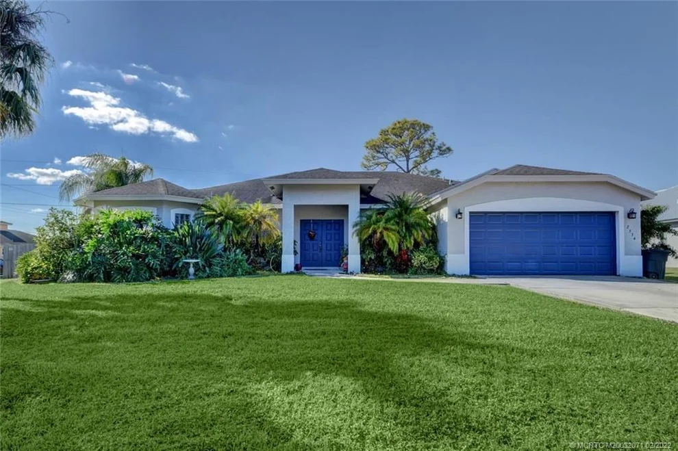 Unit for sale at 2534 SW National Circle, Port St Lucie, FL 34953