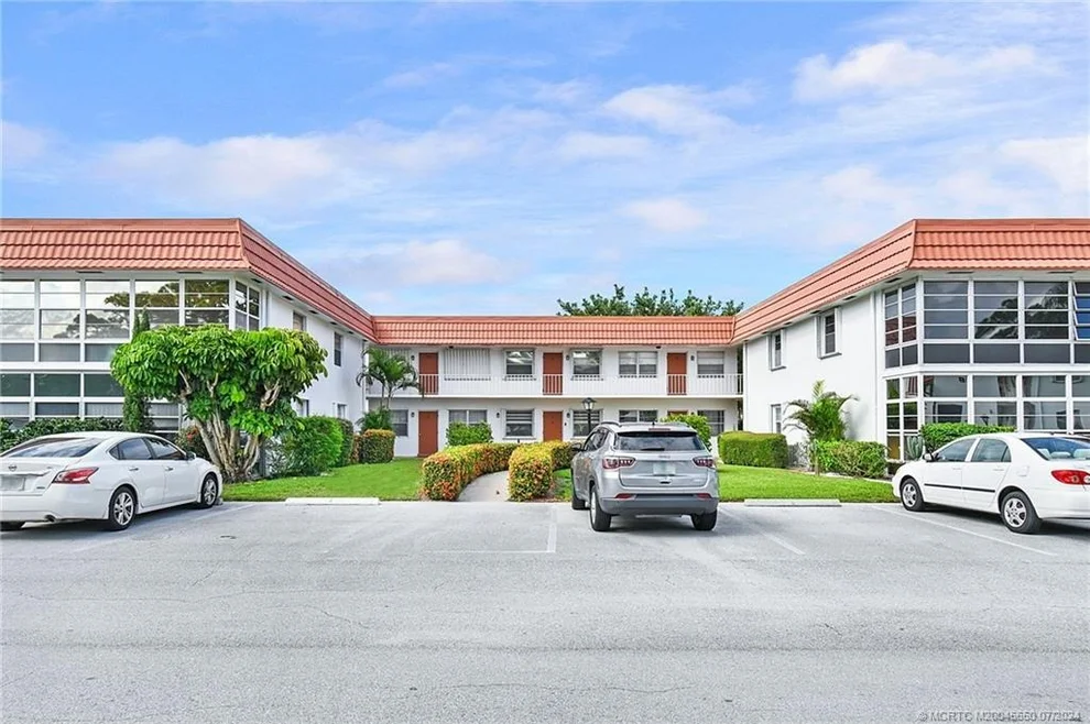 Unit for sale at 2600 SE Ocean Boulevard, Stuart, FL 34996