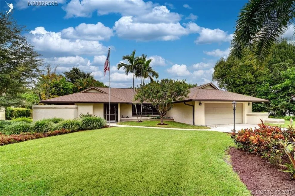 Unit for sale at 3062 NE Ivy Lane, Jensen Beach, FL 34957