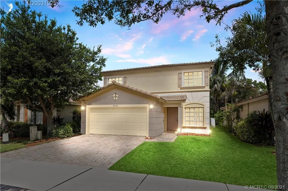 Unit for sale at 4598 SE Graham Drive, Stuart, FL 34997