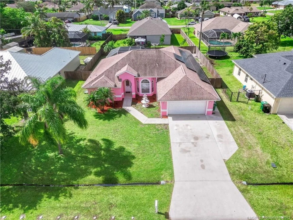 Unit for sale at 522 SE Wallace Terrace, Port St Lucie, FL 34983