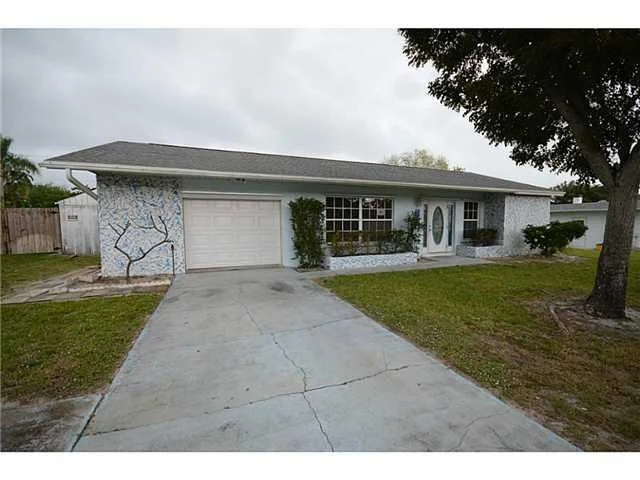 Unit for sale at 8847 SE Colony Street, Hobe Sound, FL 33455
