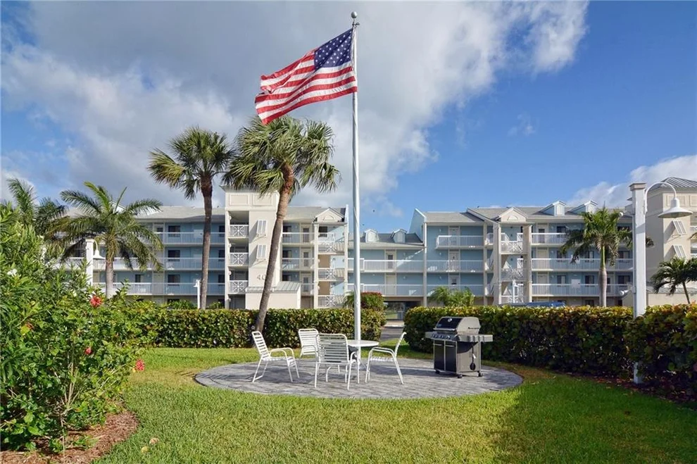 Unit for sale at 40 NE Plantation Road, Stuart, FL 34996