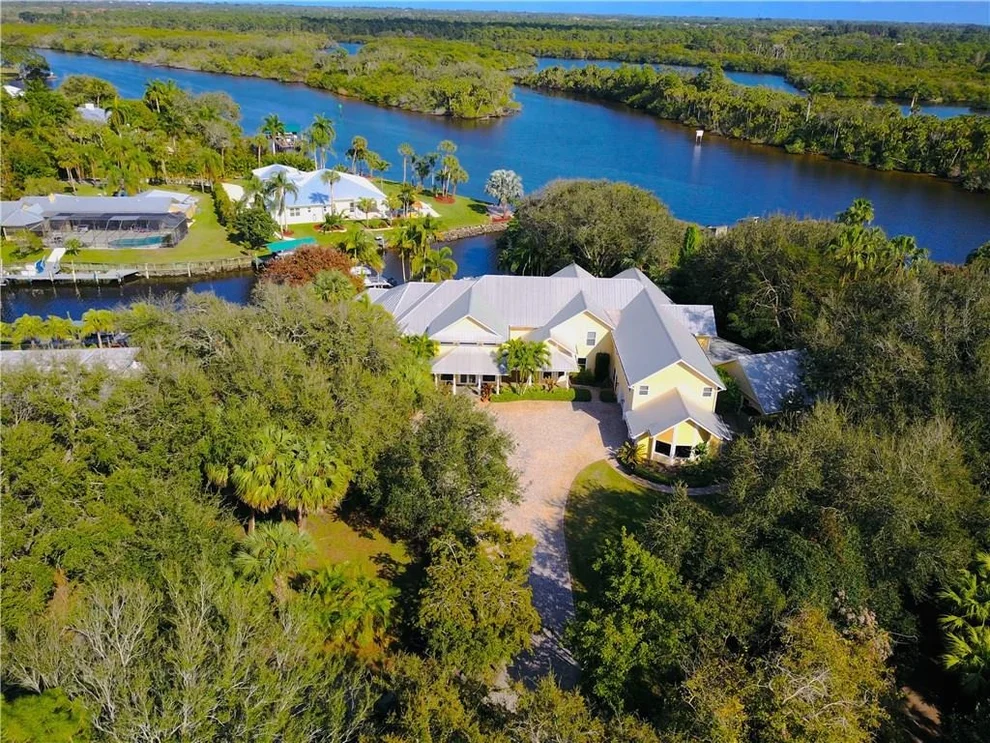 Unit for sale at 5477 SW Anhinga Avenue, Palm City, FL 34990