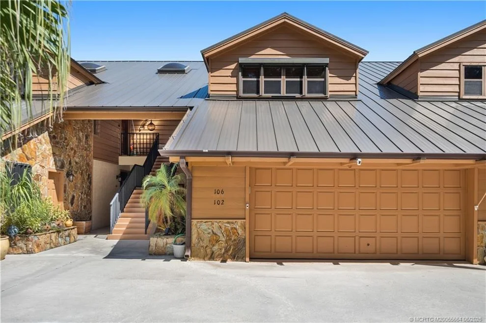 Unit for sale at 102 SE Crestwood Circle, Stuart, FL 34997