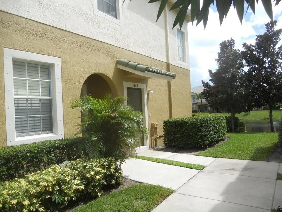 Unit for sale at 1560 SE Sheffield Terrace, Stuart, FL 34994