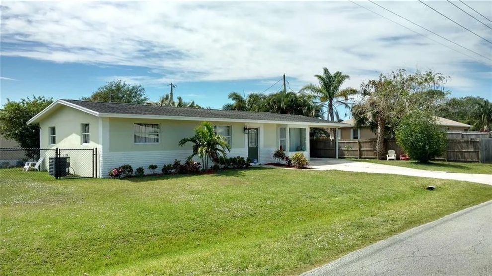 Unit for sale at 3222 SE Hibiscus Street, Stuart, FL 34997