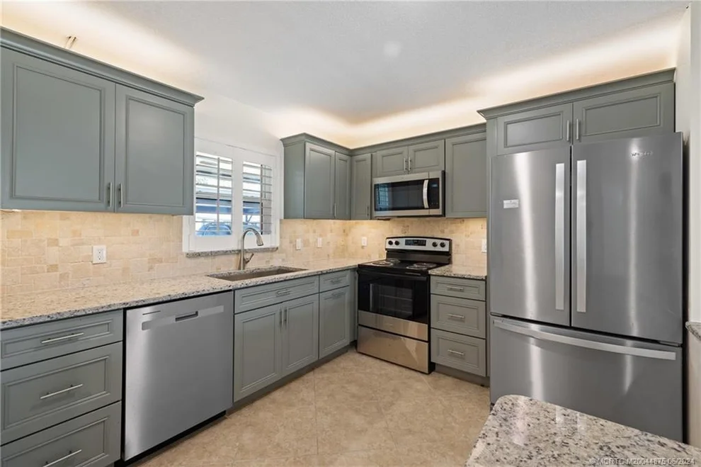 Unit for sale at 6531 SE Federal Highway, Stuart, FL 34997