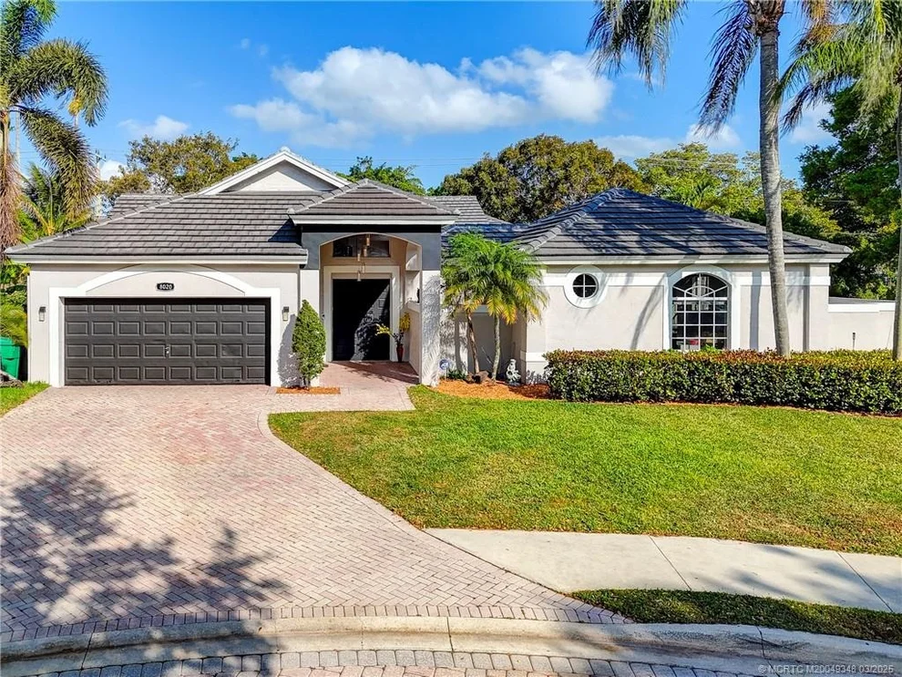 Unit for sale at 8020 Bermuda Point Lane, Davie, FL 33328