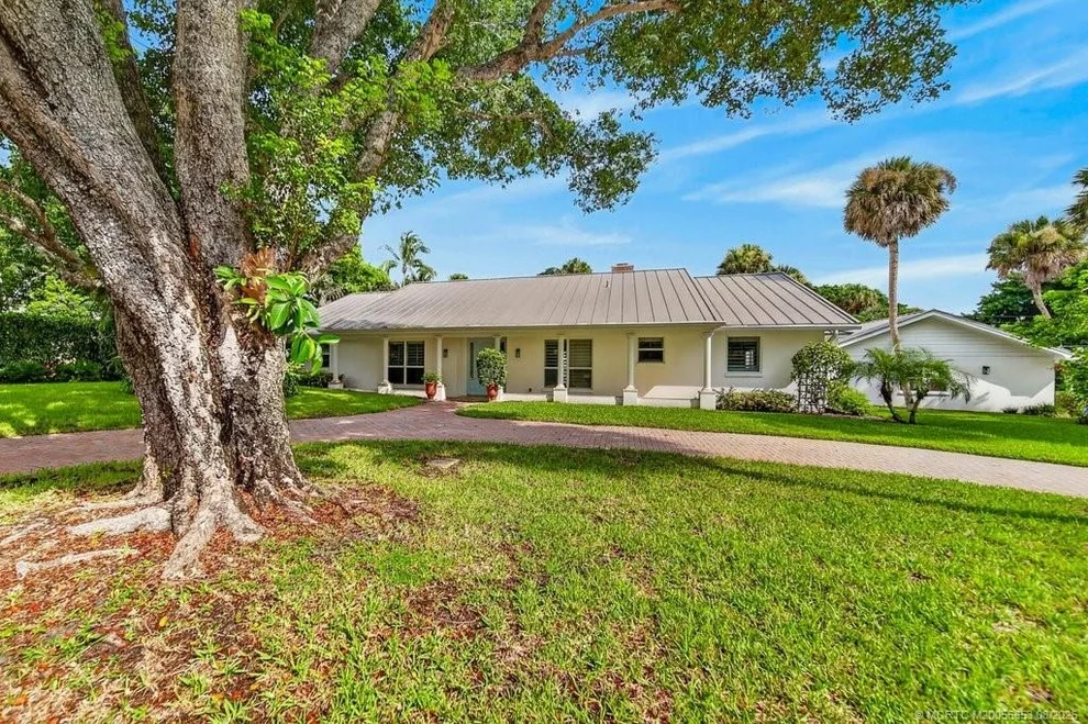 Unit for sale at 15 W High Point Road, Sewalls Point, FL 34996