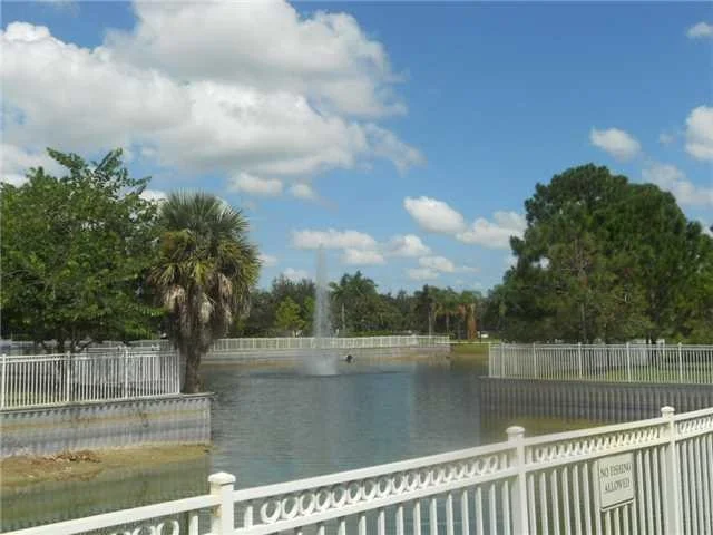 Unit for sale at 43 SE Sedona Circle, Stuart, FL 34994