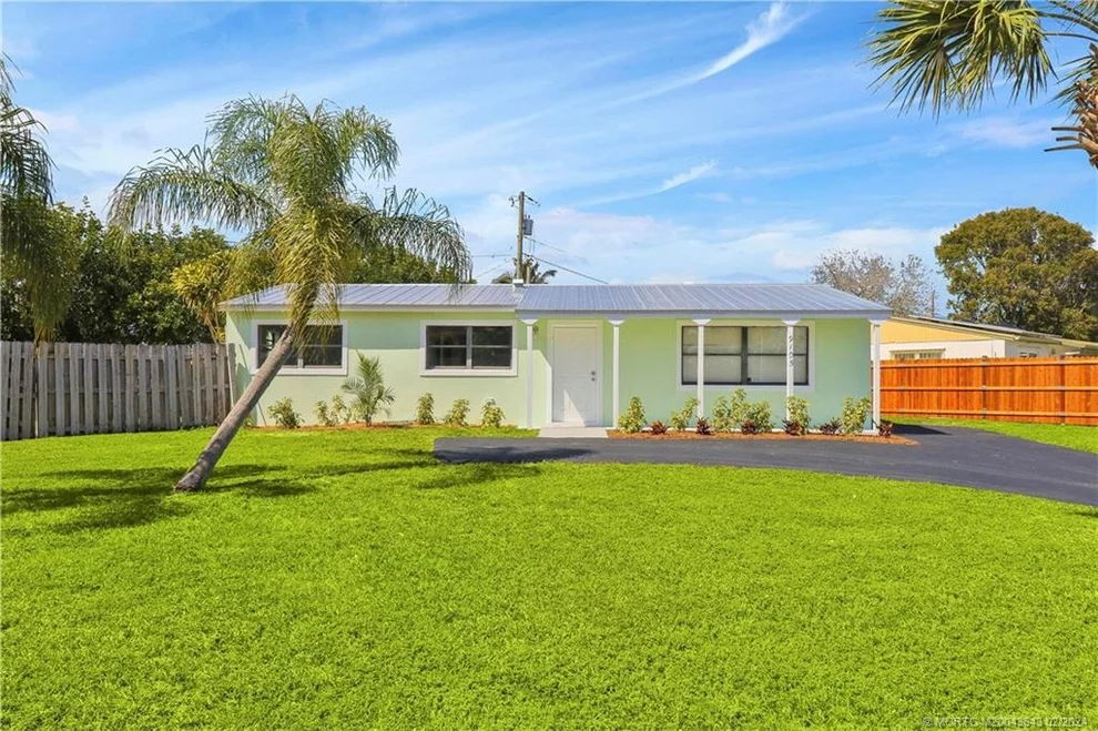 Unit for sale at 9105 Reed Drive, Palm Beach Gardens, FL 33410