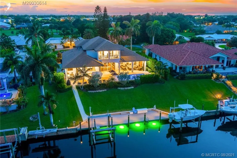 Unit for sale at 3102 SE Fairway W, Stuart, FL 34997