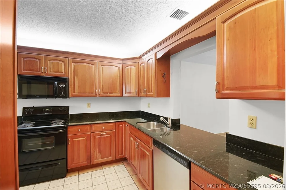 Unit for sale at 1600 SE Saint Lucie Boulevard, Stuart, FL 34996