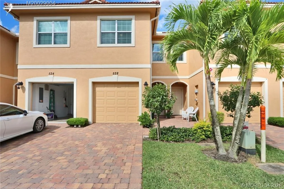 Unit for sale at 528 SW Glen Crest Way, Stuart, FL 34997