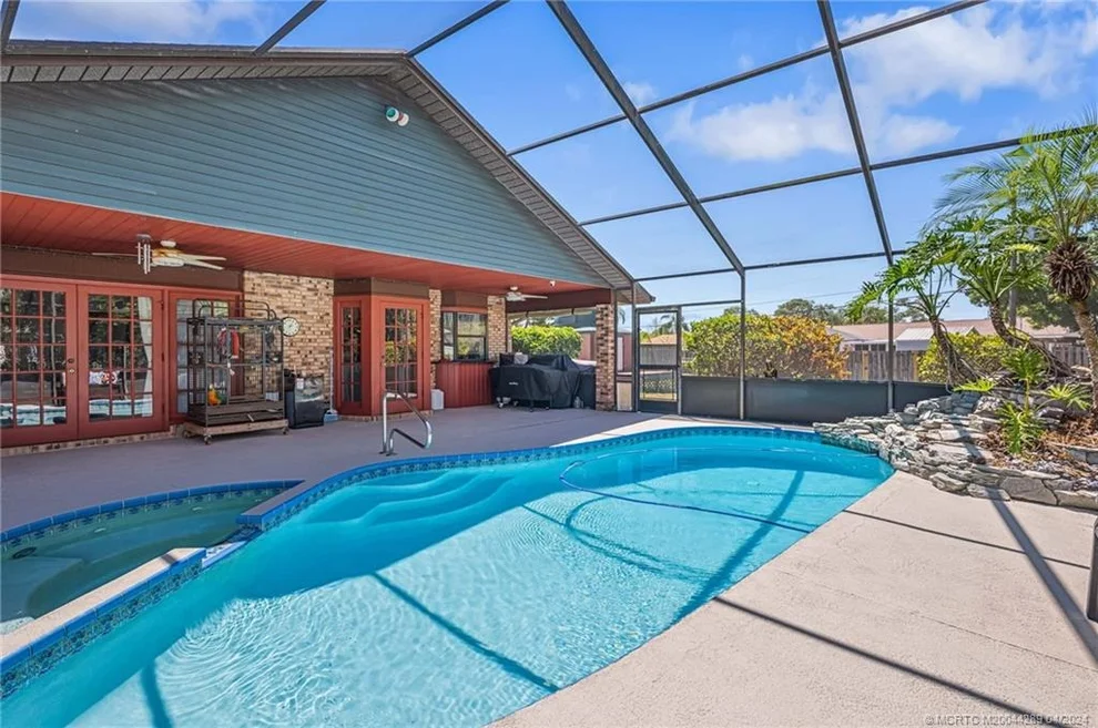 Unit for sale at 101 SE Nash Court, Port St Lucie, FL 34983