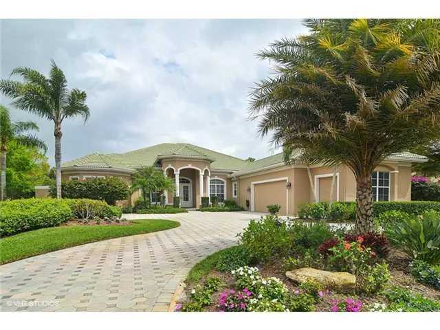 Unit for sale at 4674 SE Waterford Drive, Stuart, FL 34997