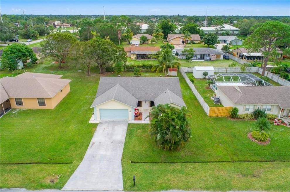 Unit for sale at 1486 SE Grapeland Avenue, Port St Lucie, FL 34952