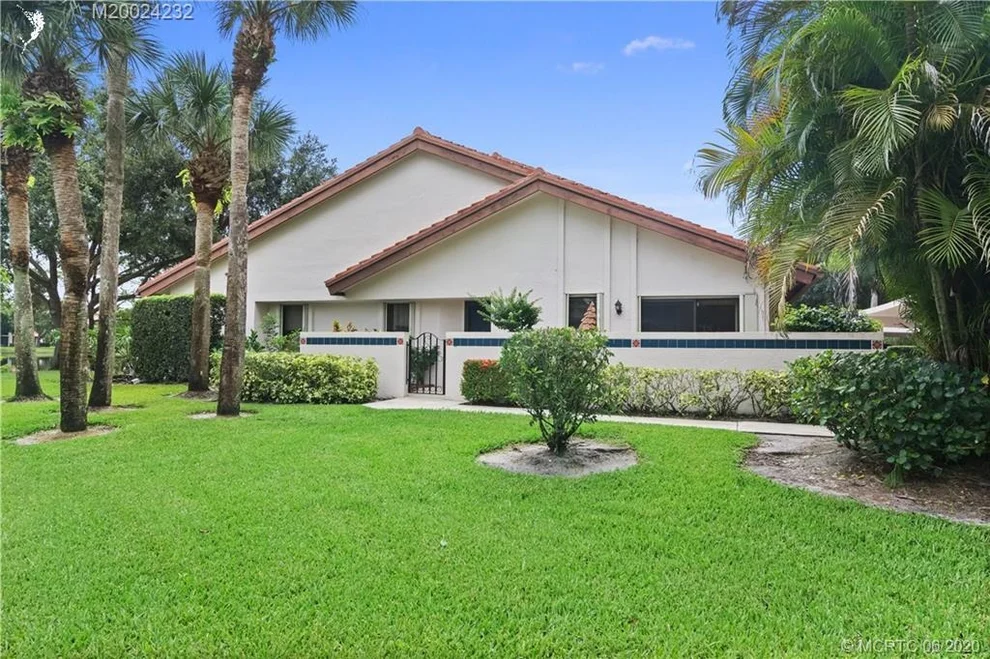 Unit for sale at 6100 SE Martinique Drive, Stuart, FL 34997