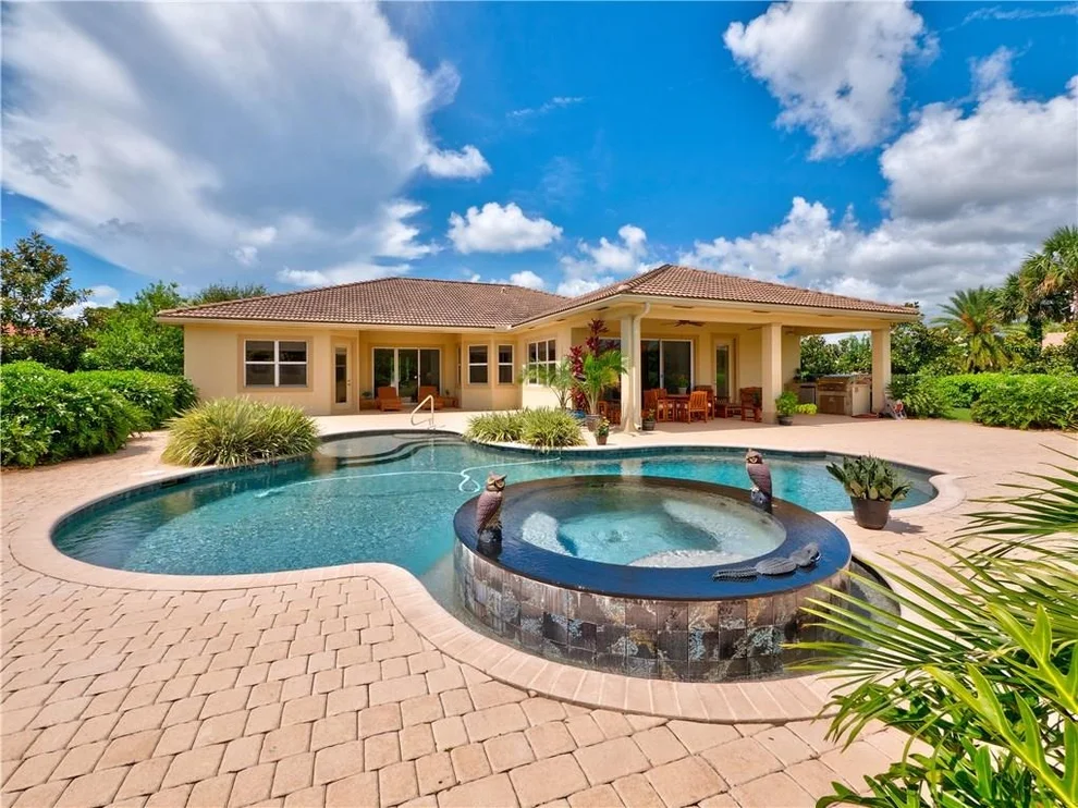 Unit for sale at 353 SE Ethan Terrace, Stuart, FL 34997