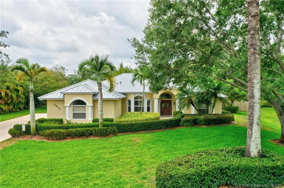Unit for sale at 4845 SW Lake Grove Circle, Palm City, FL 34990