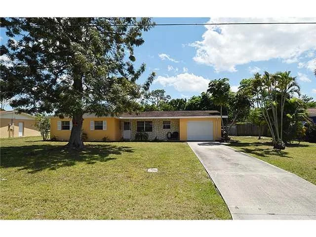 Unit for sale at 1008 SE 15th Court, Stuart, FL 34996