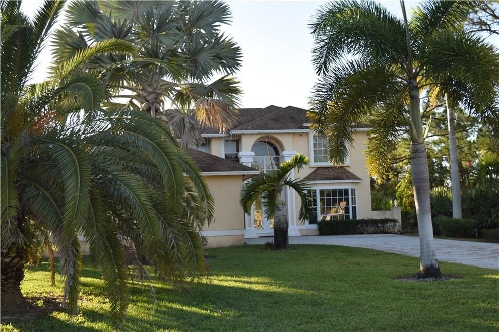 Unit for sale at 2801 SE Grand Drive, Port St Lucie, FL 34952