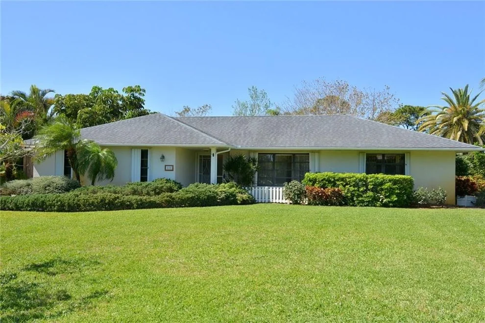 Unit for sale at 420 NE Town Terrace, Jensen Beach, FL 34957