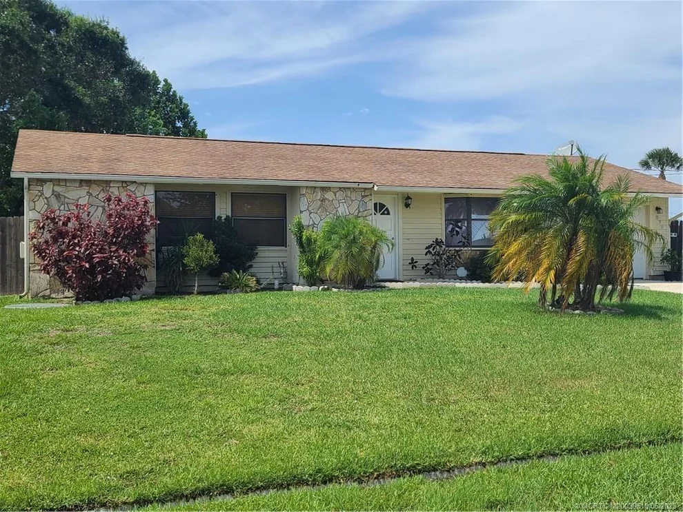 Unit for sale at 379 SW Fairway Avenue, Port St Lucie, FL 34983