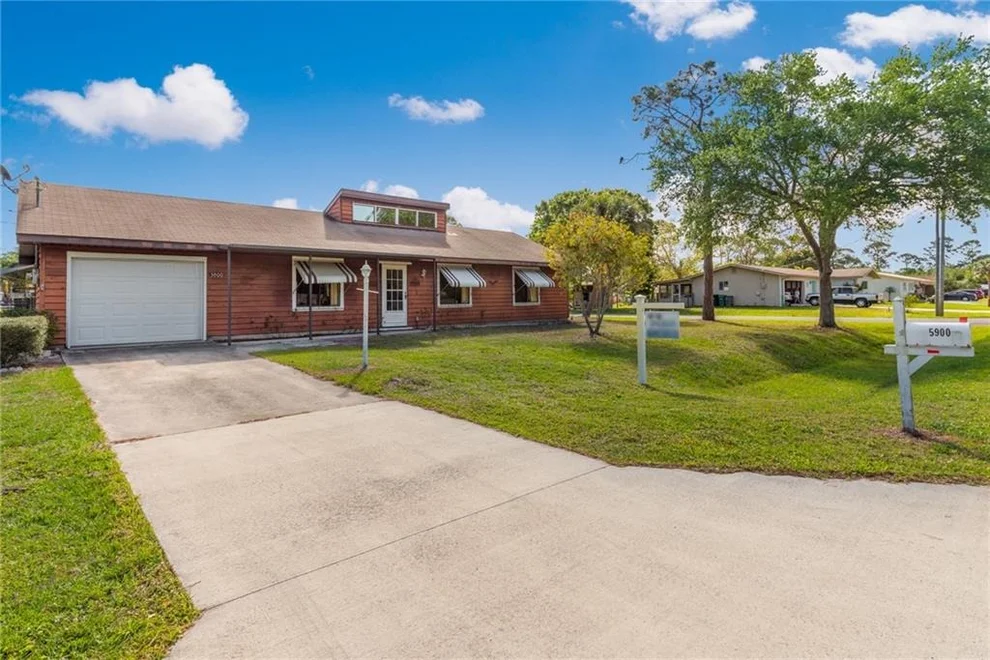 Unit for sale at 5900 Cassia Drive, Fort Pierce, FL 34982