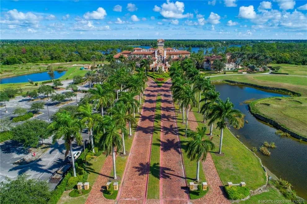 Unit for sale at 221 SE Tramonto Street, Port St Lucie, FL 34984