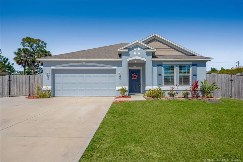 Unit for sale at 561 SE Penn Avenue, Port St Lucie, FL 34984