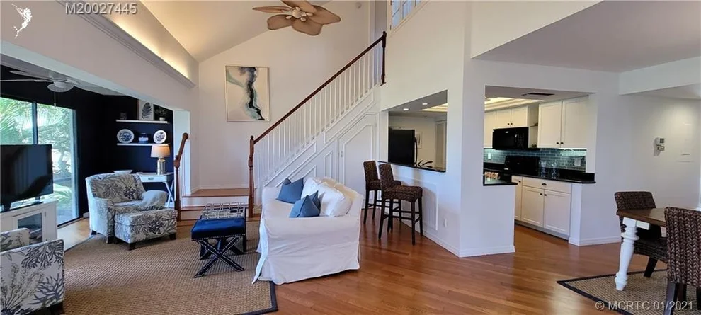 Unit for sale at 327 NE Golfview Circle, Stuart, FL 34996