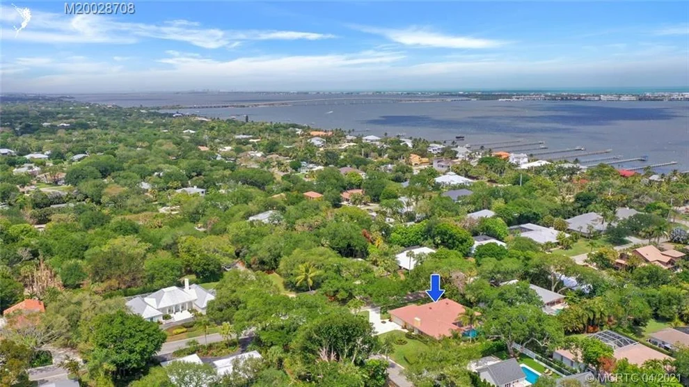Unit for sale at 11 Riverview Drive, Stuart, FL 34996