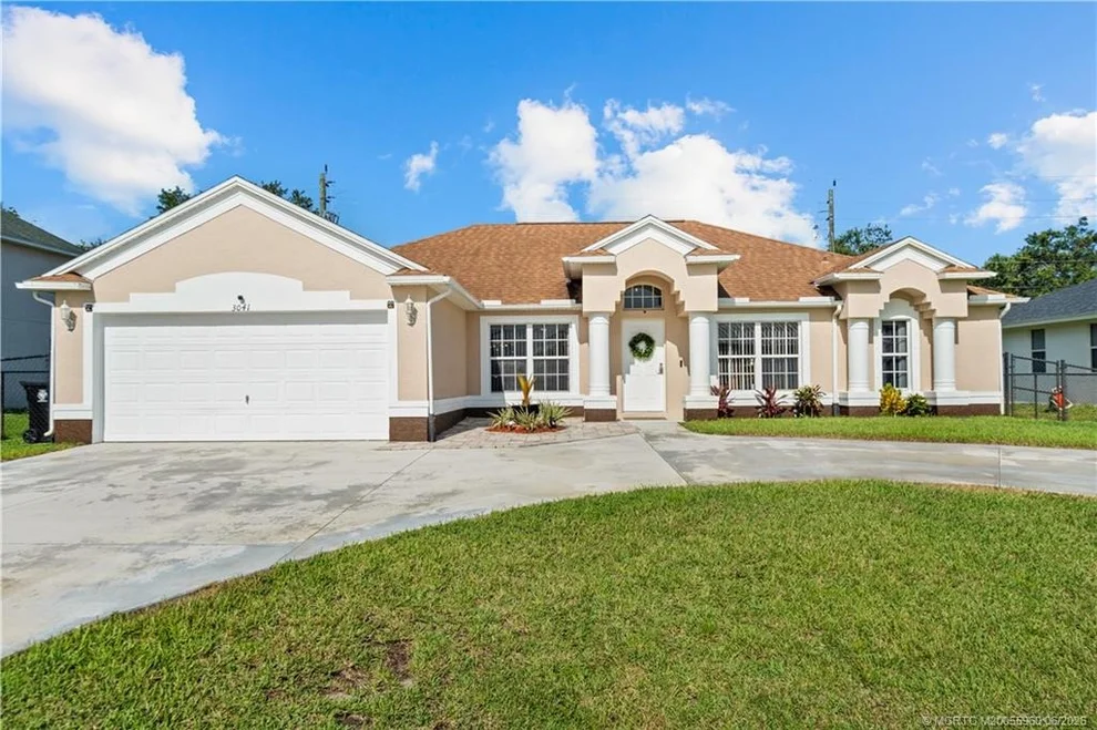 Unit for sale at 3041 SE Wake Road, Port St Lucie, FL 34984