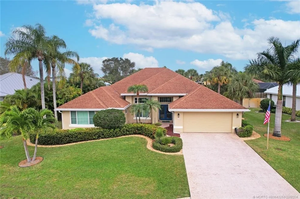 Unit for sale at 1100 SE Strathmore Drive, Port St Lucie, FL 34952