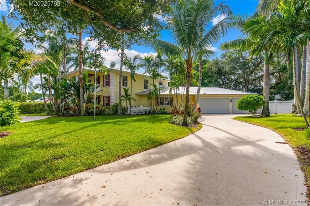 Unit for sale at 119 Hillcrest Drive, Stuart, FL 34996