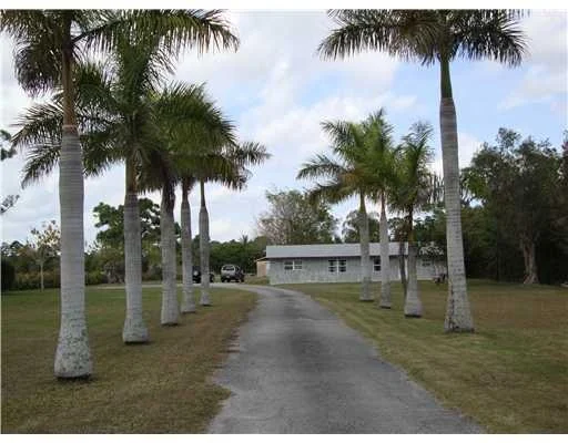 Unit for sale at 575 SE SALERNO Road, Stuart, FL 34997