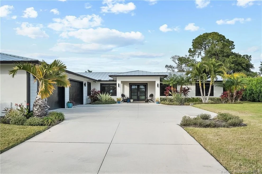 Unit for sale at 804 NW Spruce Ridge Drive, Stuart, FL 34994