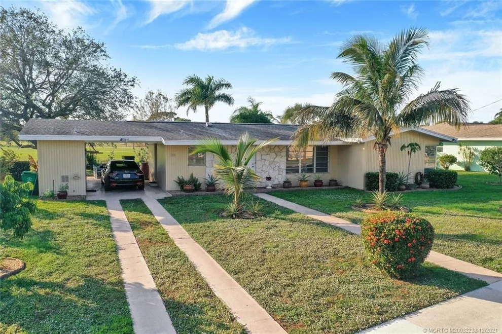 Unit for sale at 3104 SE Overbrook Drive, Port St Lucie, FL 34952